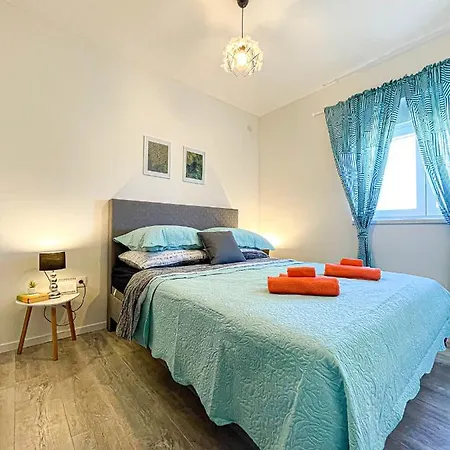 Villa Beautiful Shine With Swimming Pool And Jacuzzi Kricke